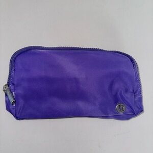 Lululemon everywhere belt bag l1